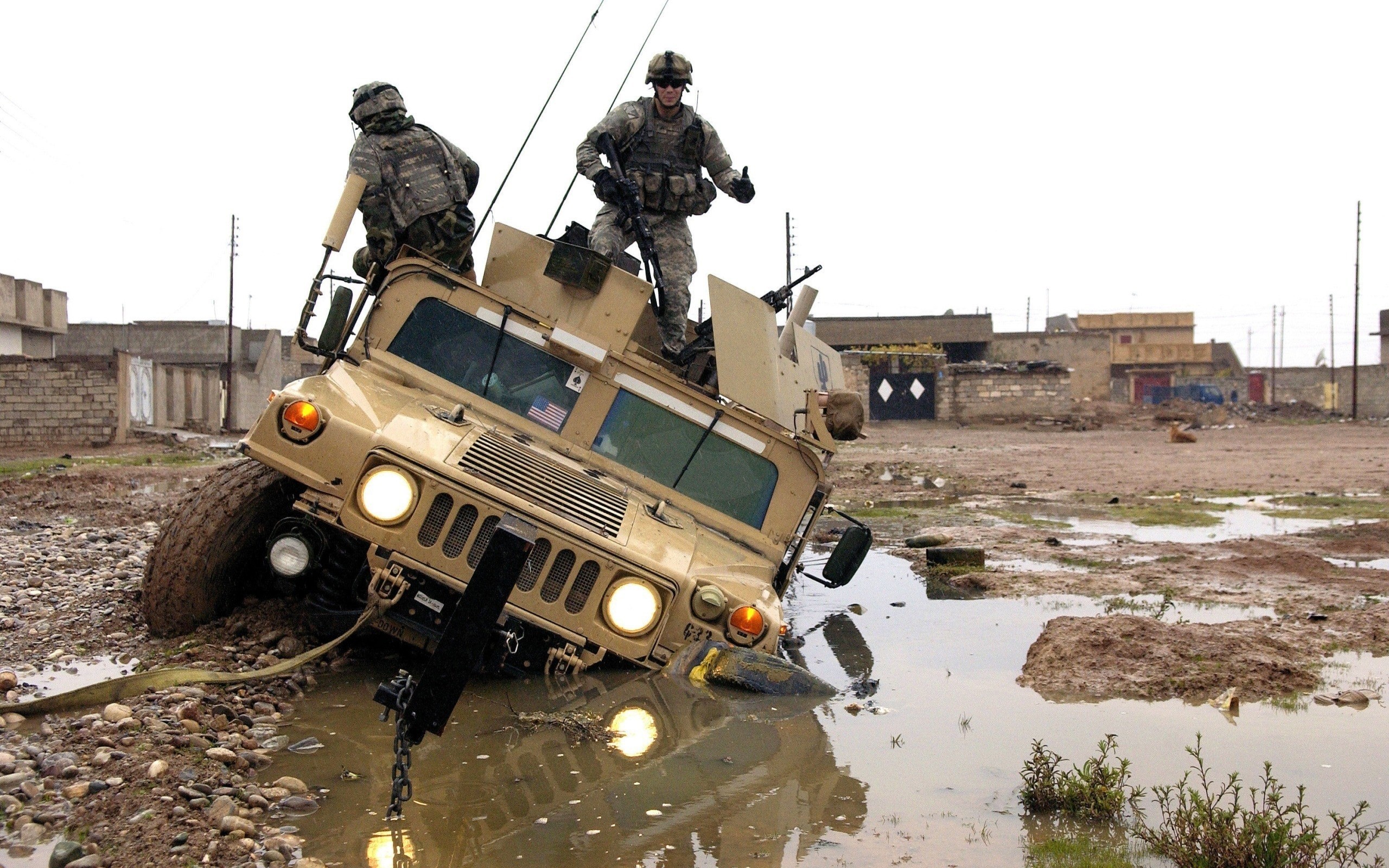 2560x1600 war fail Iraq US Army vehicles Hummer