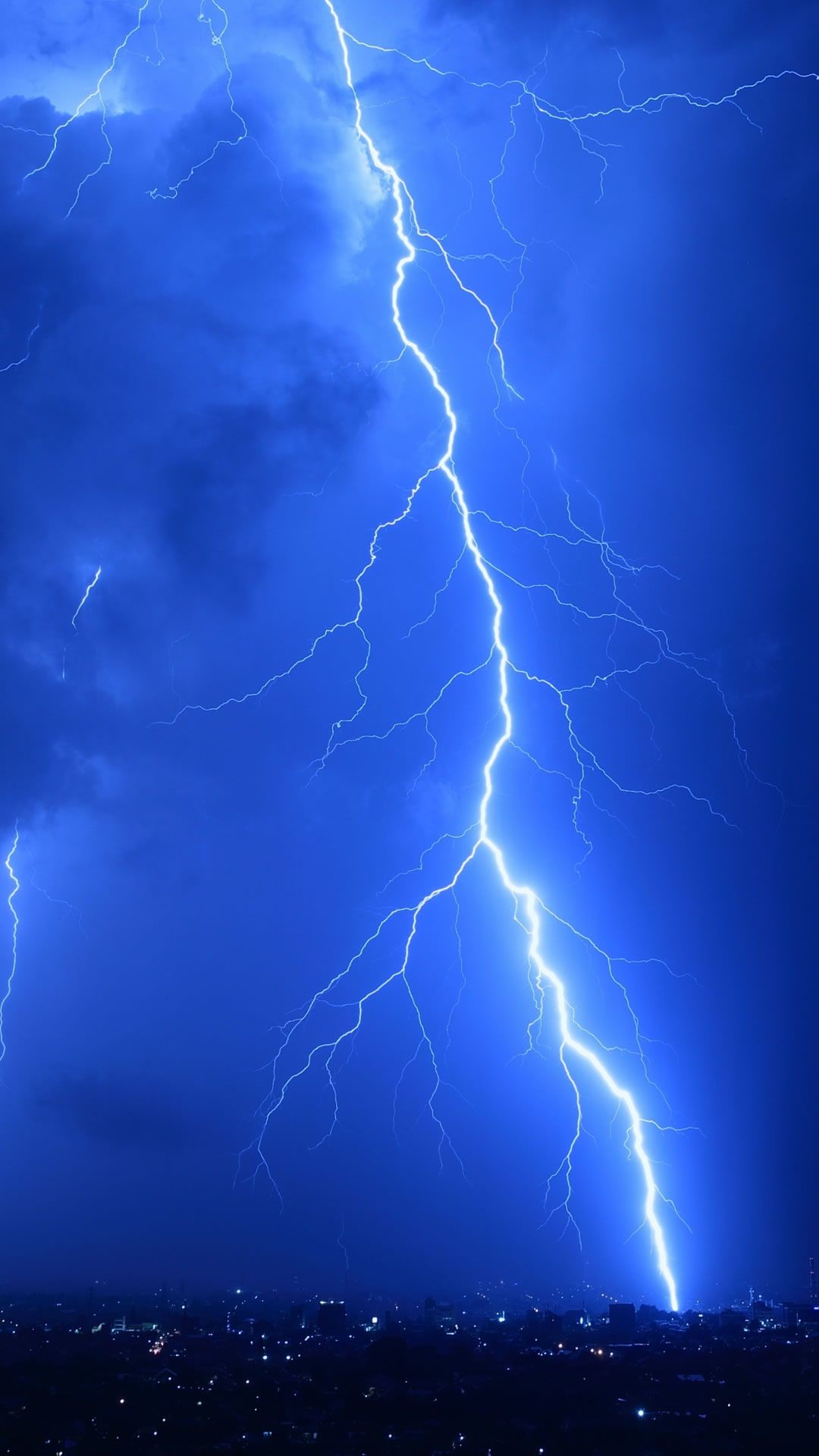1080x1920 Cool Lightning Strikes #iPhone #6 #plus #wallpaper