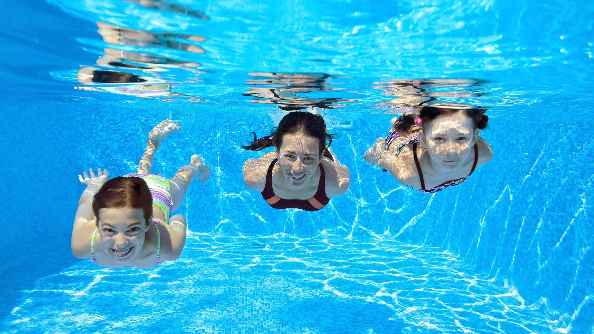 1920x1080 Controversial aspects of swimming that you have to get straights
