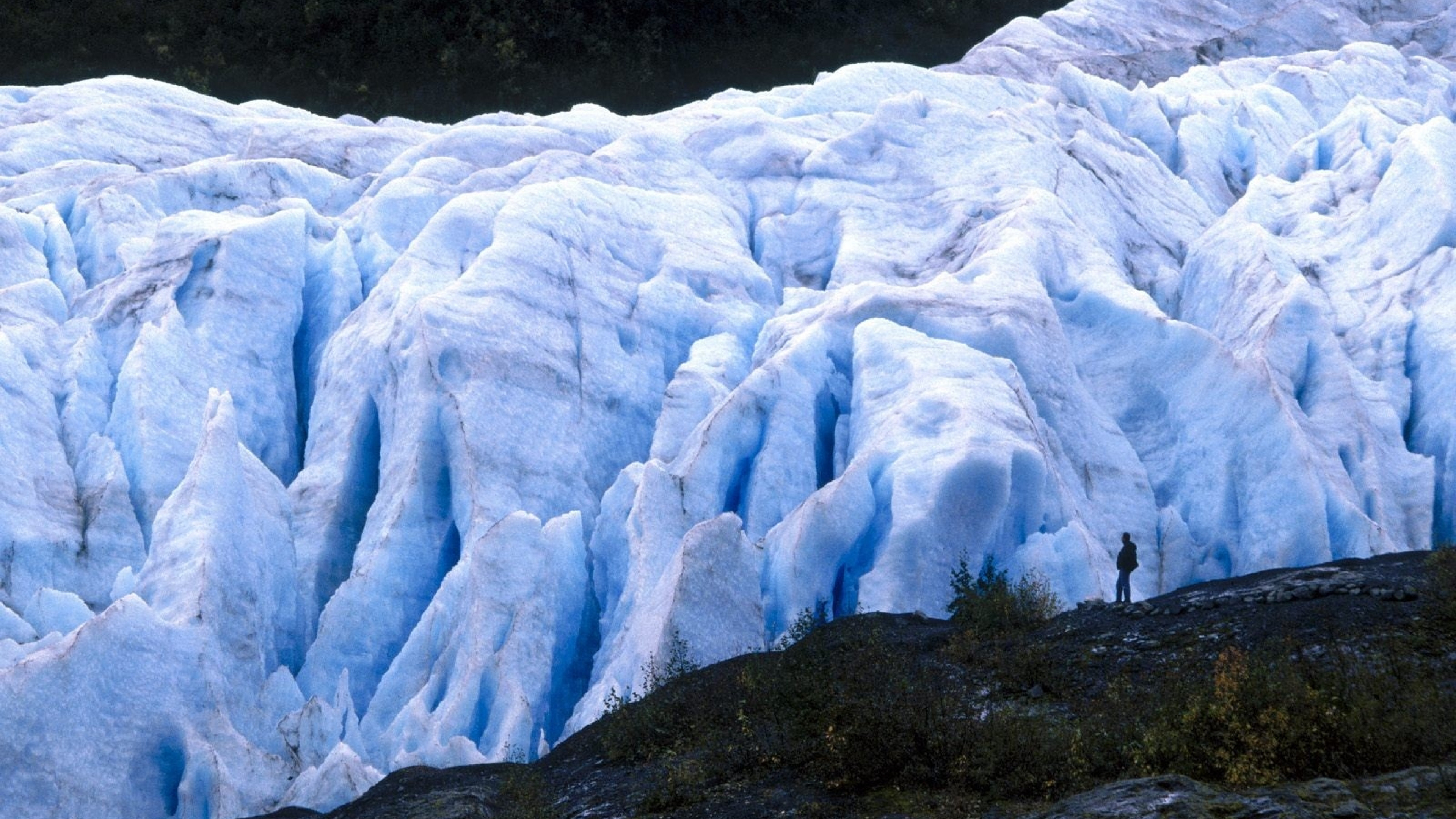 3840x2160  Wallpaper glacier, person, cold, alaska