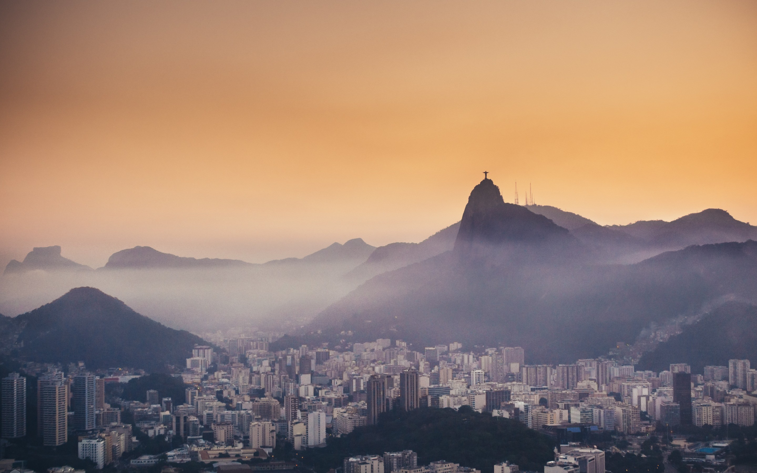 2880x1800 Rio De Janeiro Evening Fog Brazil