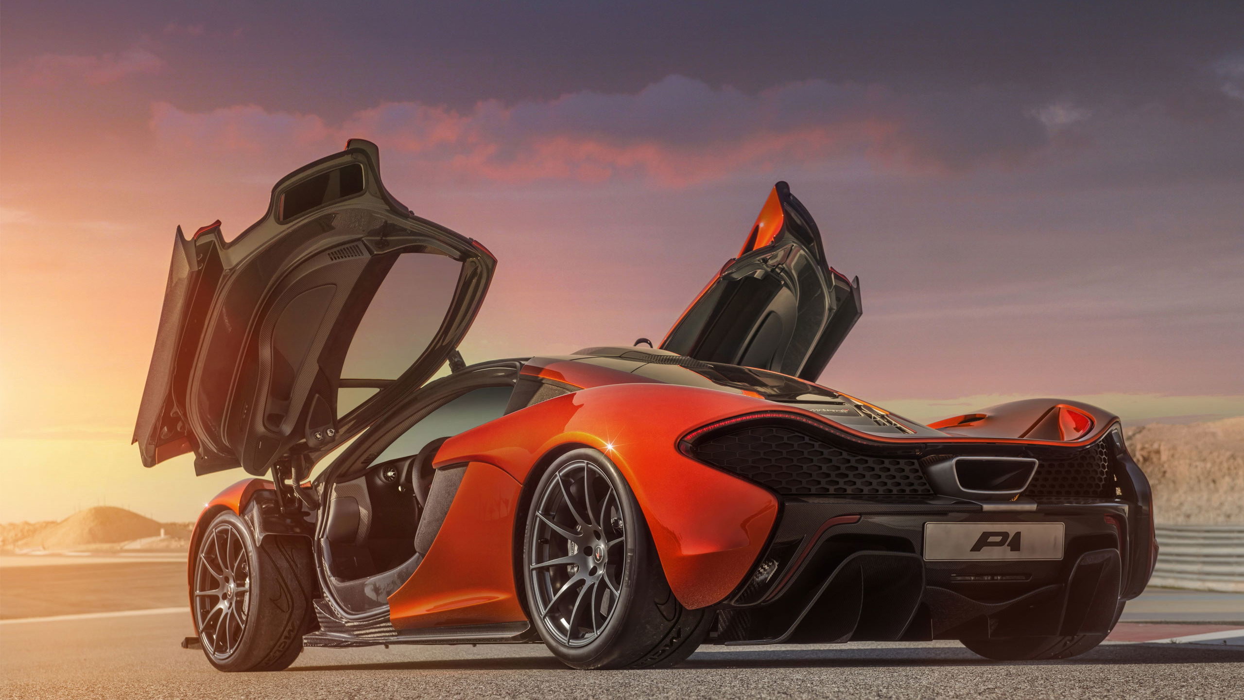 2560x1440 New-Year-Car-Wallpapers-2014-15