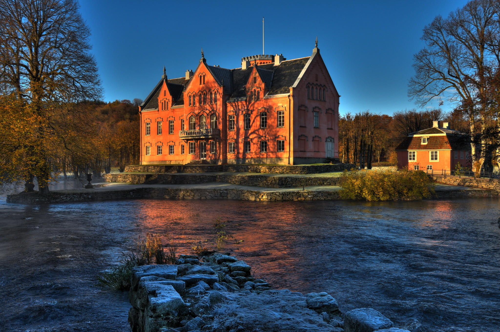 2048x1360 Photos Sweden Castles Rivers Cities 