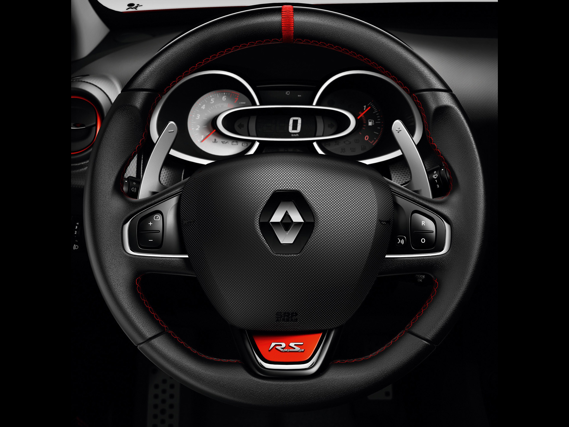 1920x1440 2013 Renault Clio RS 200 EDC - Gear Shift Paddles -  - Wallpaper
