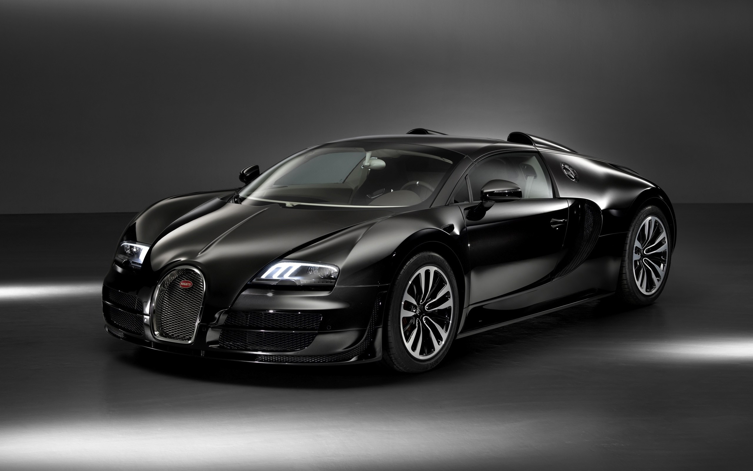 2560x1600 Bugatti Chiron Black Design