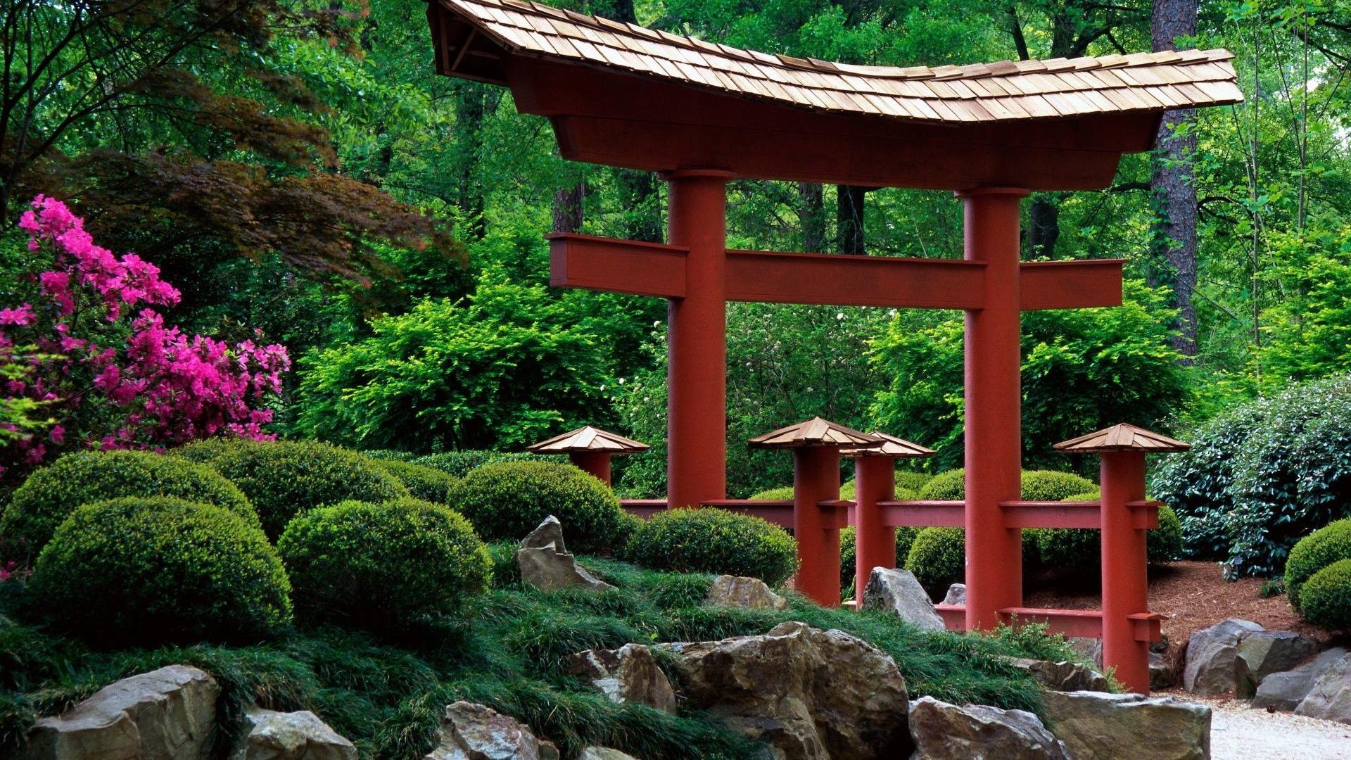 1920x1080 torii | Torii Gate in Japanese Garden - Wallpaper #36858