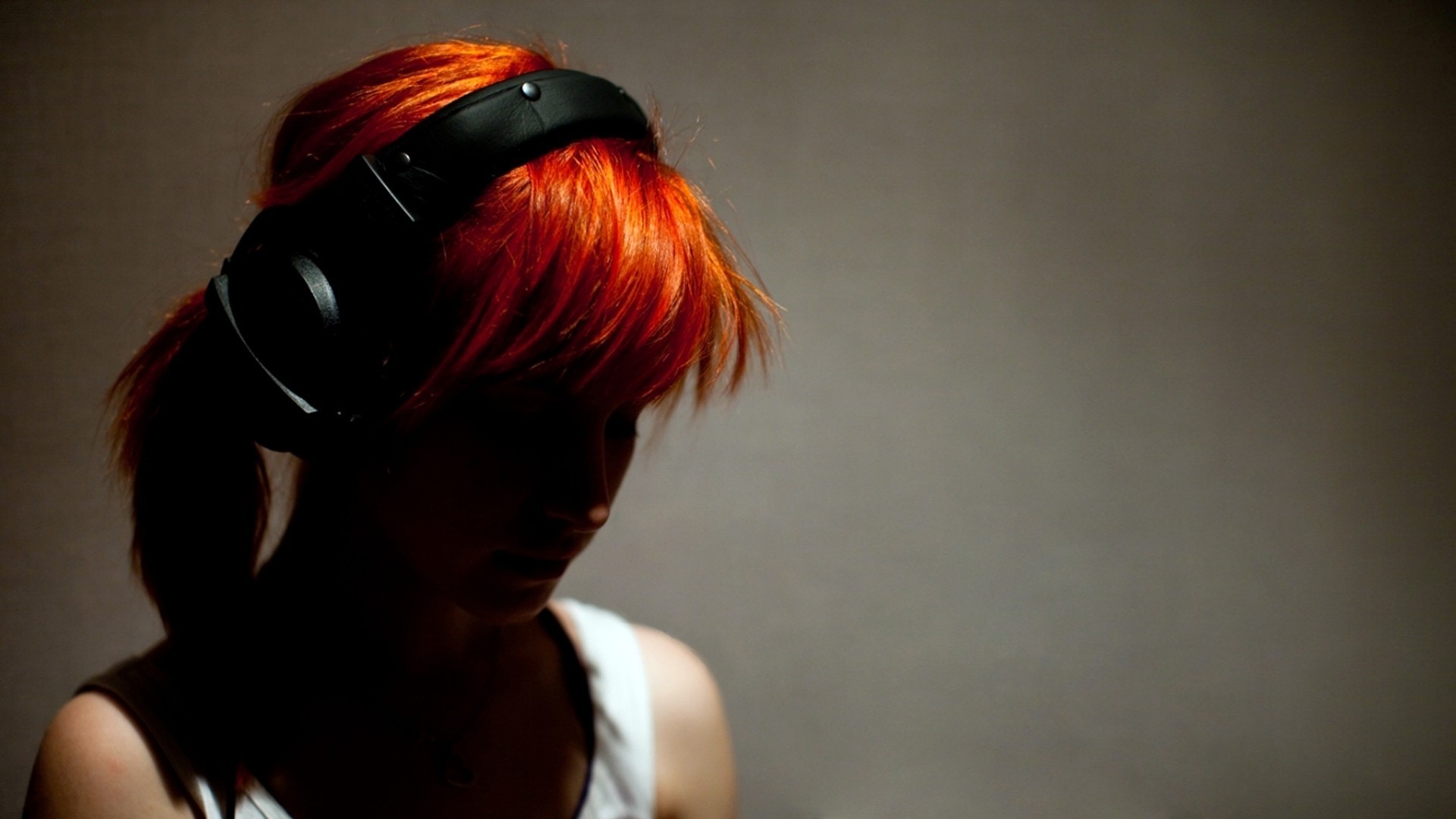 1920x1080 dyed Hair, Redhead, Women, Paramore, Hayley Williams, Headphones Wallpapers  HD / Desktop and Mobile Backgrounds