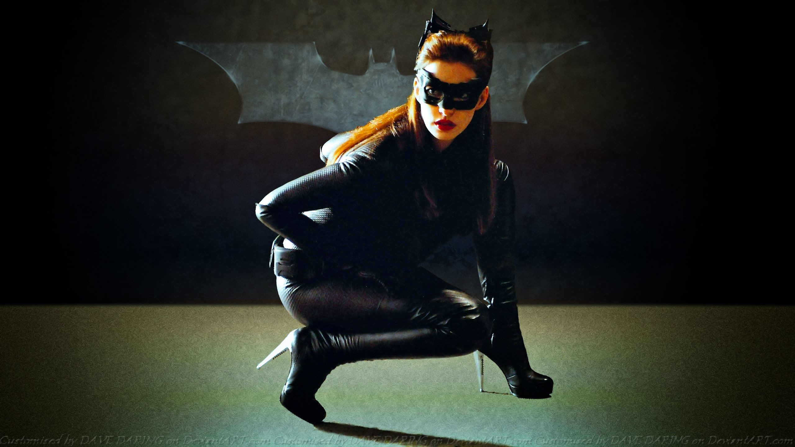 2560x1440 Anne Hathaway Catwoman Wallpaper
