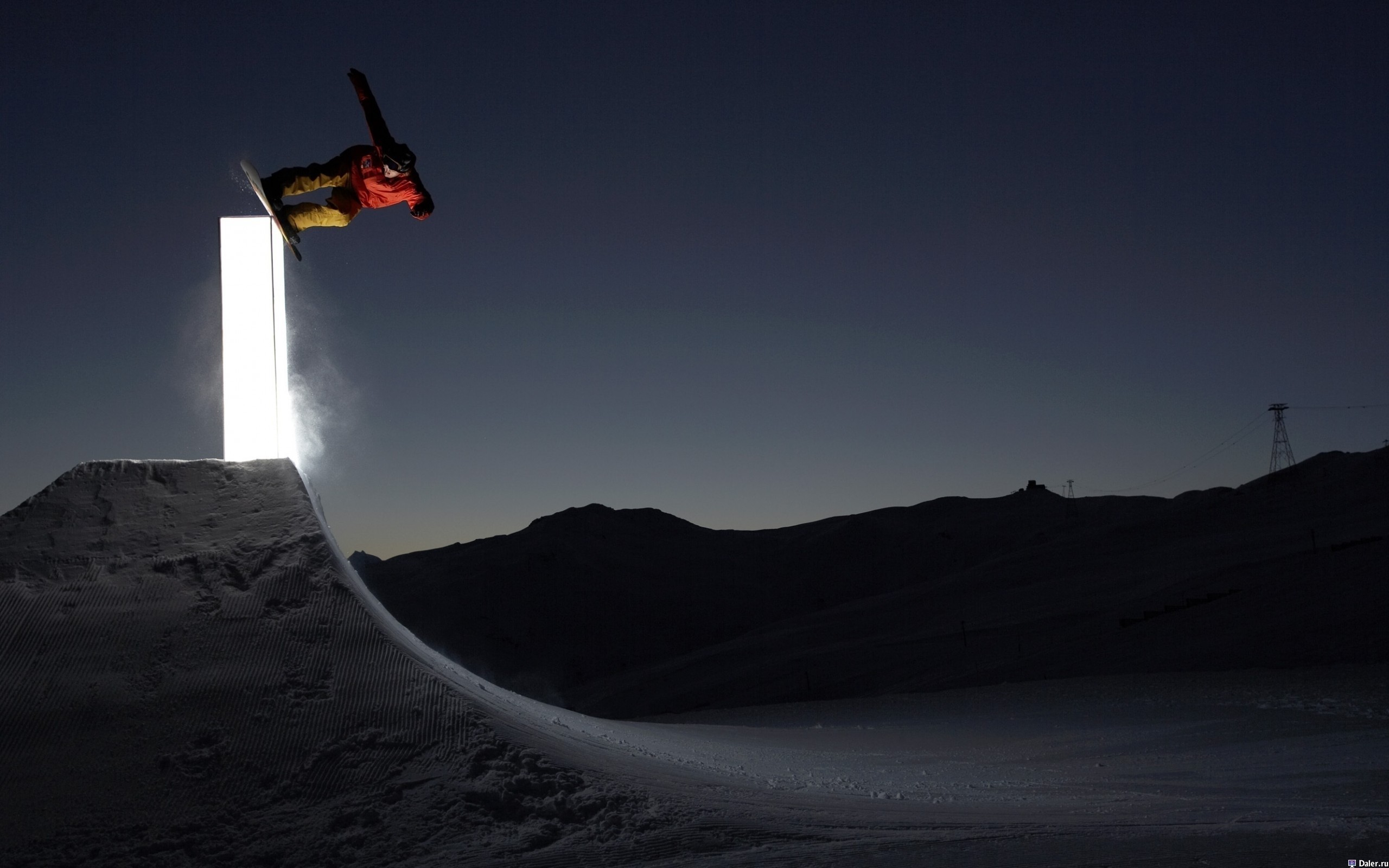 2560x1600 Night Snowboarding Wallpaper HD