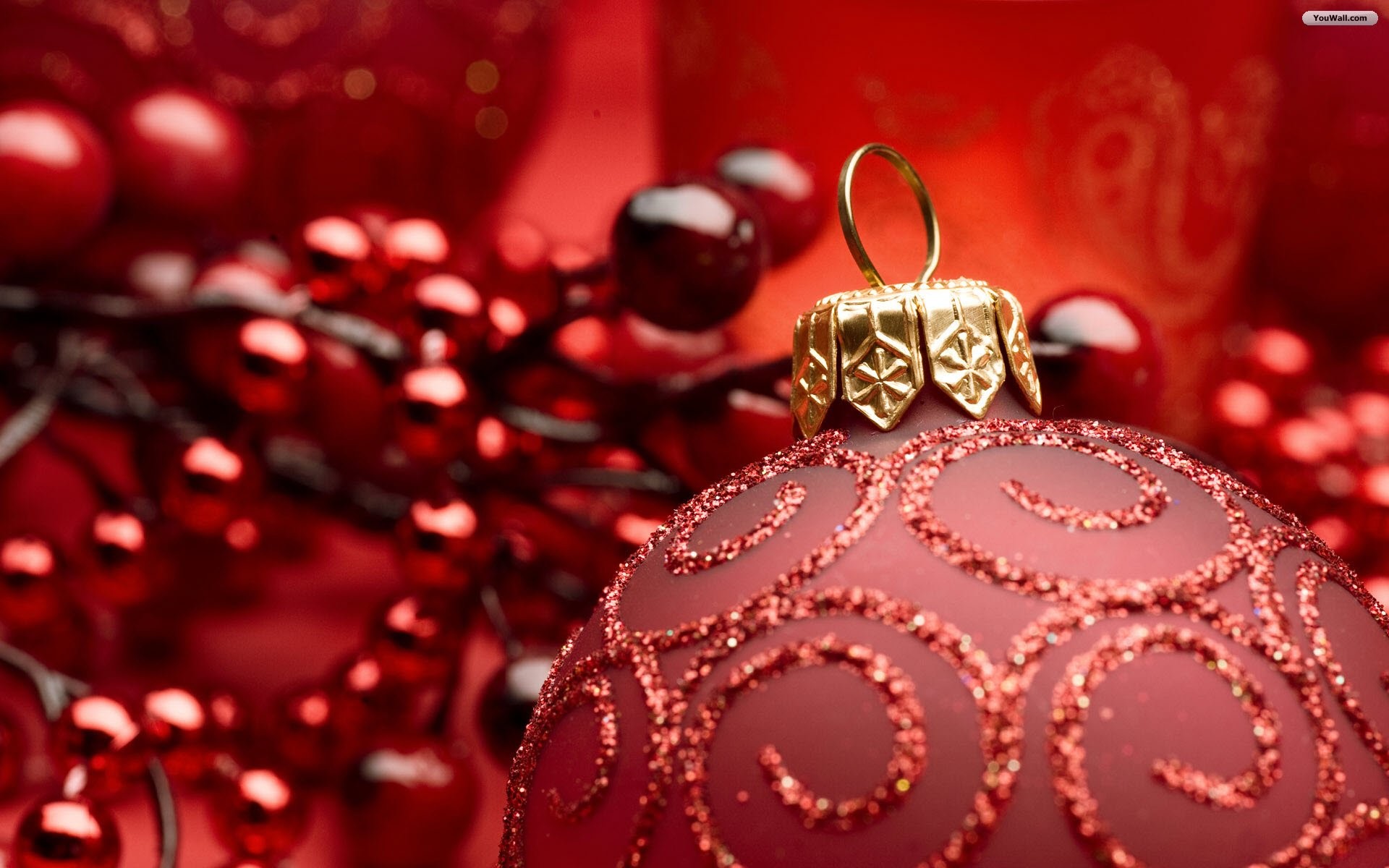 1920x1200 Red Christmas Ornaments Wallpaper