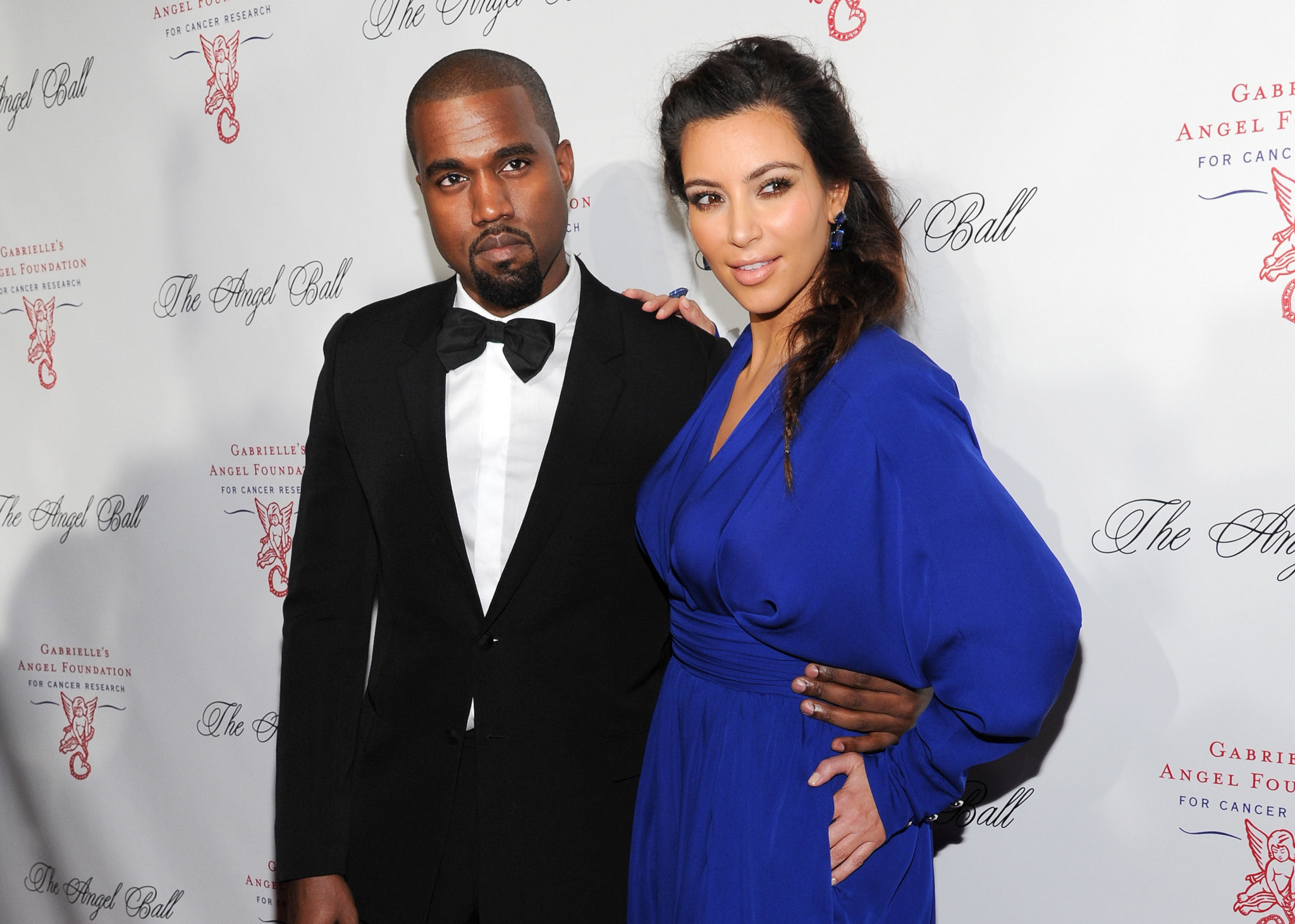 2048x1462 Kim Kardashian Kanye West Wallpaper HD