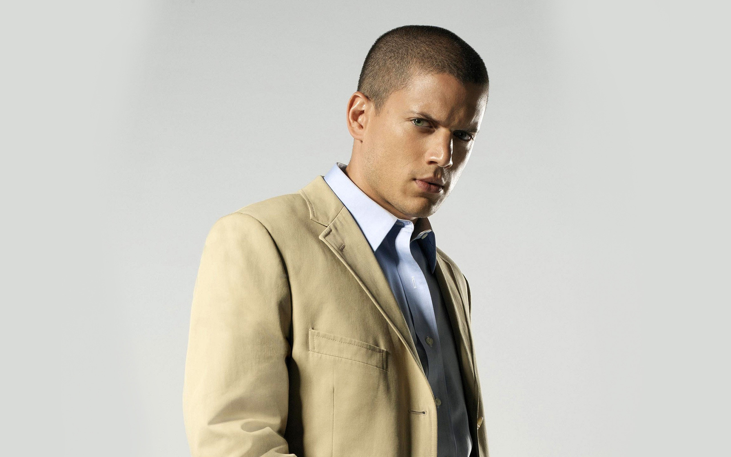 2560x1600 Wentworth Miller wallpapers
