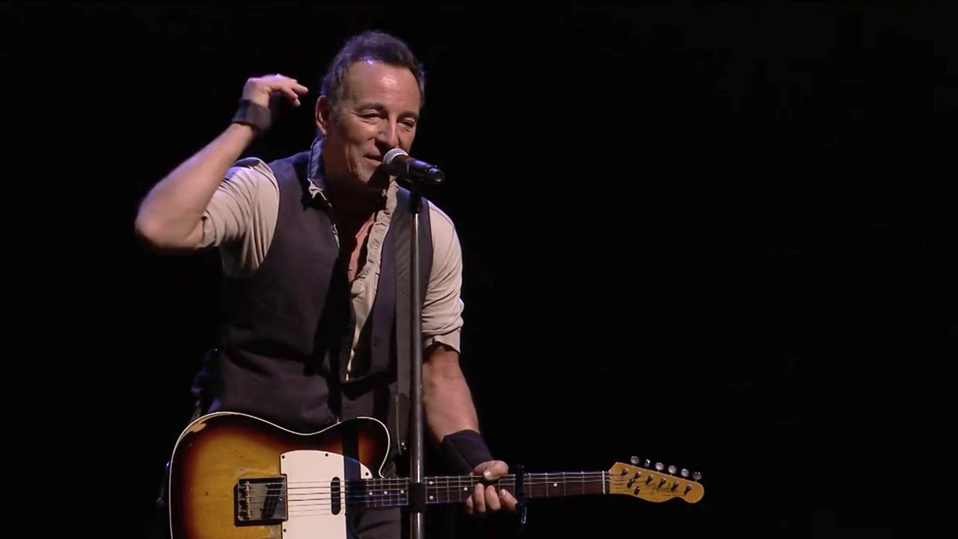 1920x1080 Bruce Springsteen Praises Trump Protestors At Australian Show: "We Are The  New American Resistance" - Music Feeds