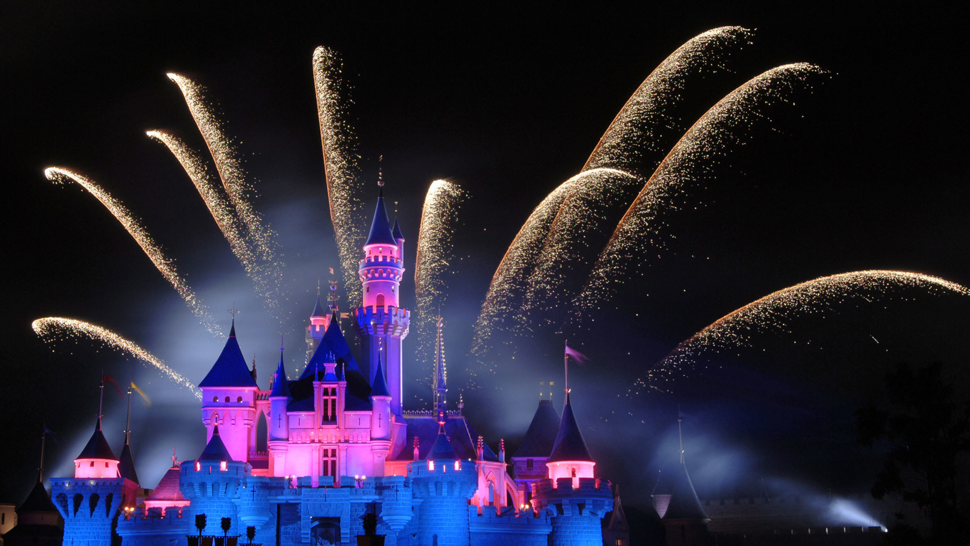 1920x1080 100% Quality HD Images Collection: Hong Kong Disneyland, by Kirsten Moberg
