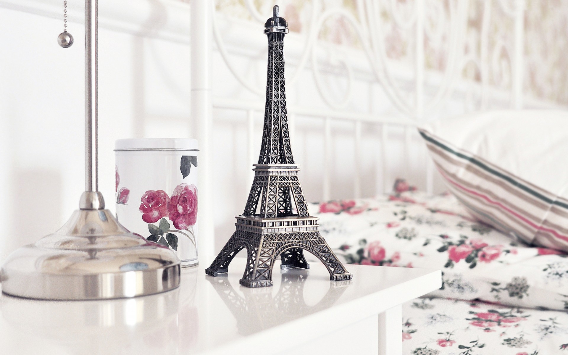 1920x1200 Eiffel Tower HD Wallpaper | Background Image |  | ID:386151 -  Wallpaper Abyss