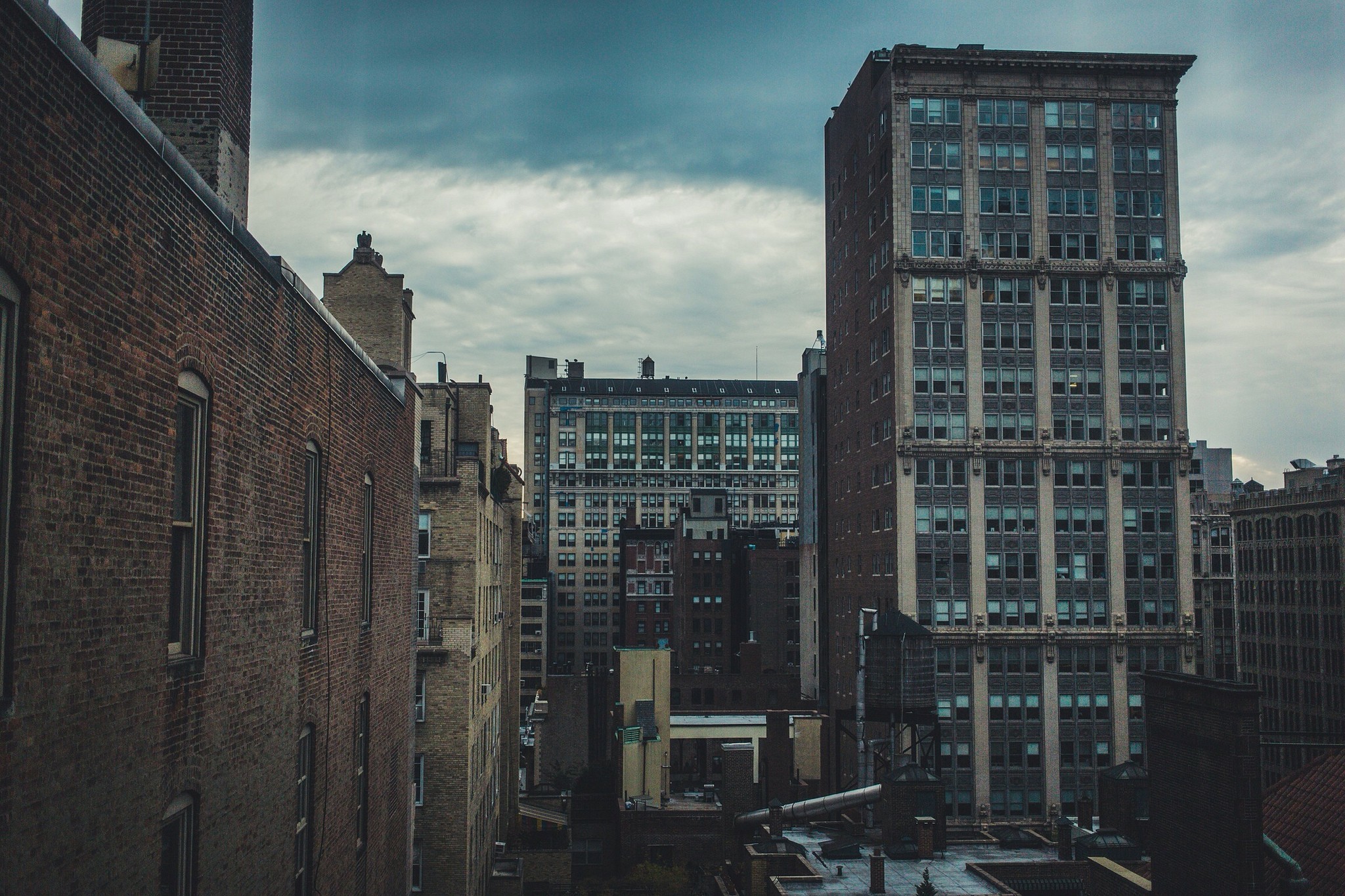 2048x1365 #city, #overcast, #muted, #urban, #building, #abandoned, #cityscape,  wallpaper