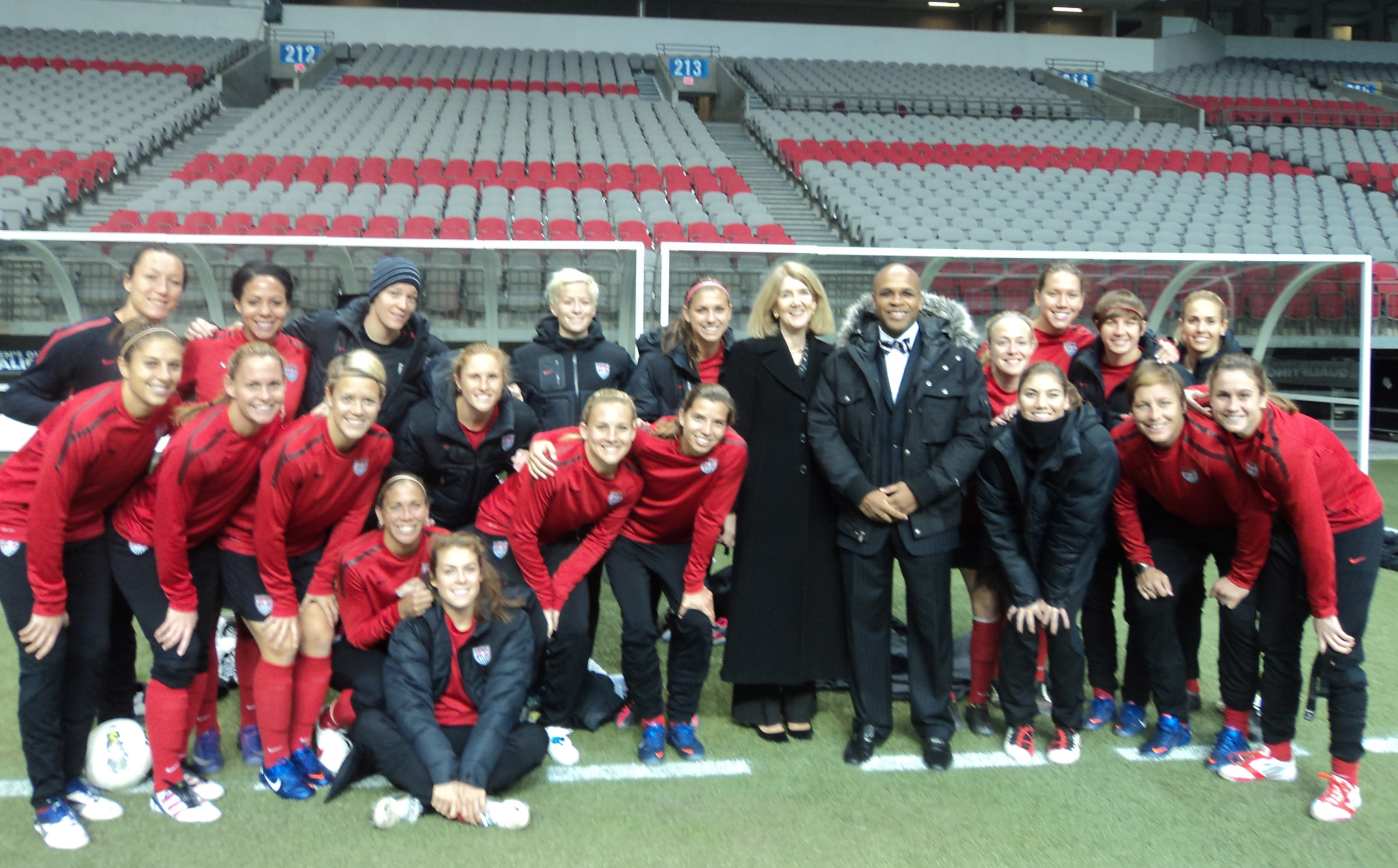 2500x1553 File:U.S. Women's Soccer team in Vancouver with Consul General Anne  Callaghan.jpg