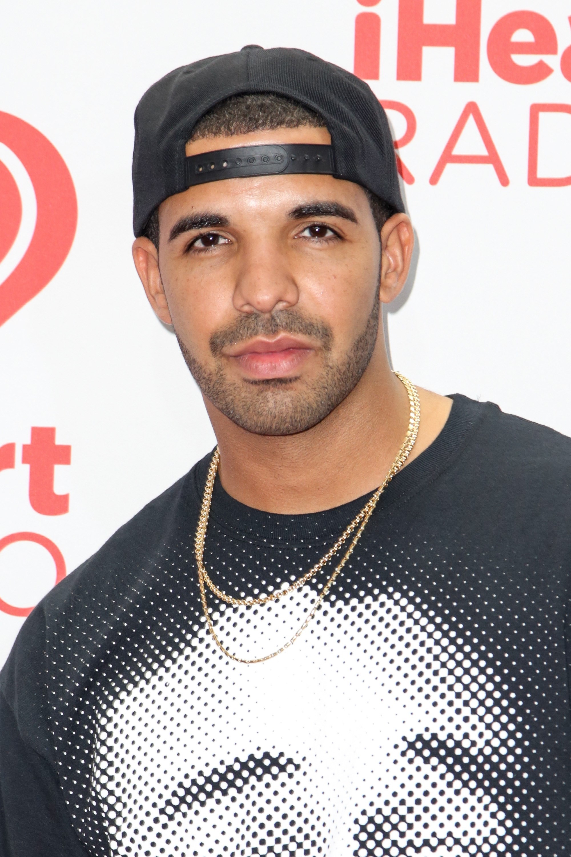 2000x3000 drake android wallpapers