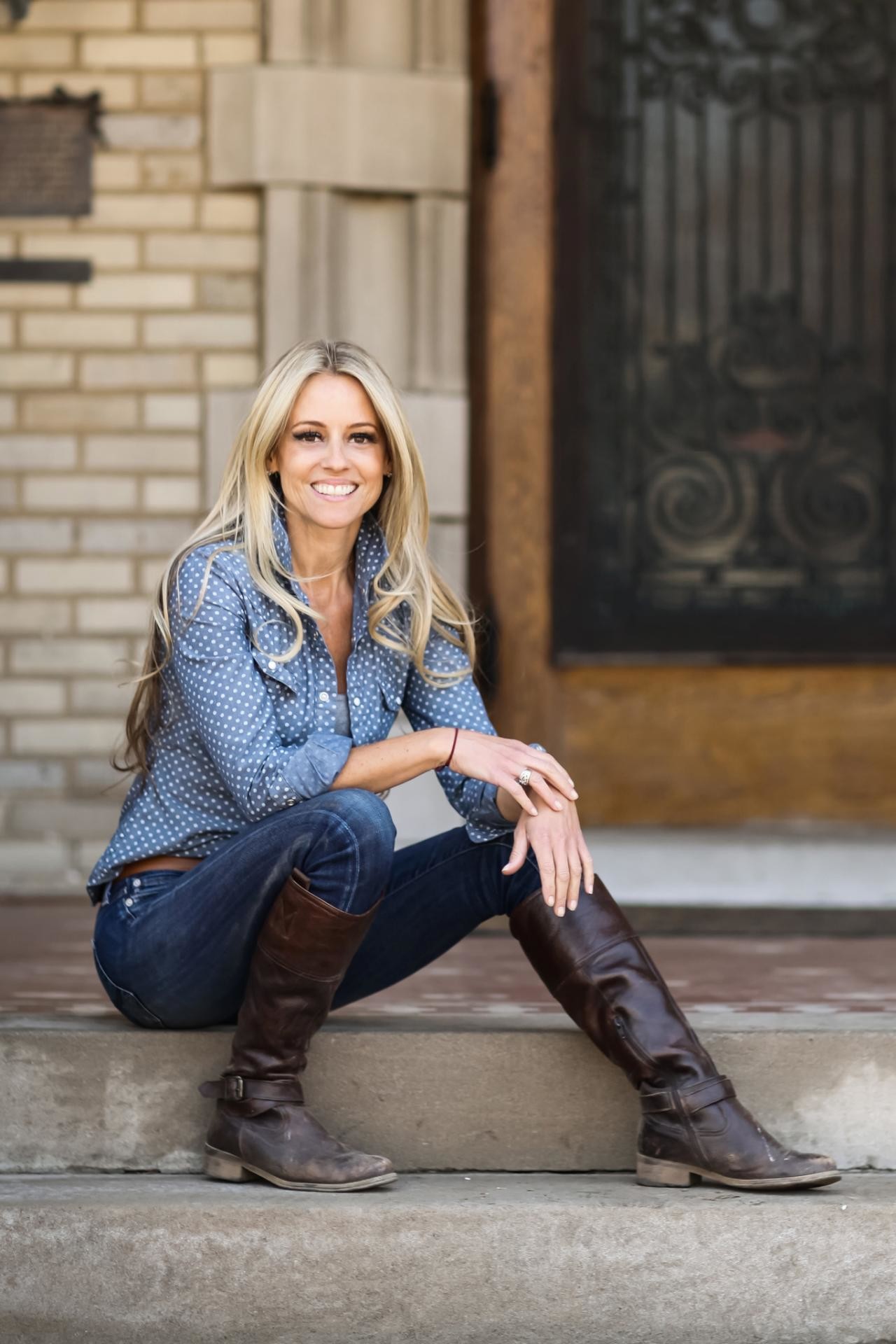 Nicole Curtis Wallpapers.