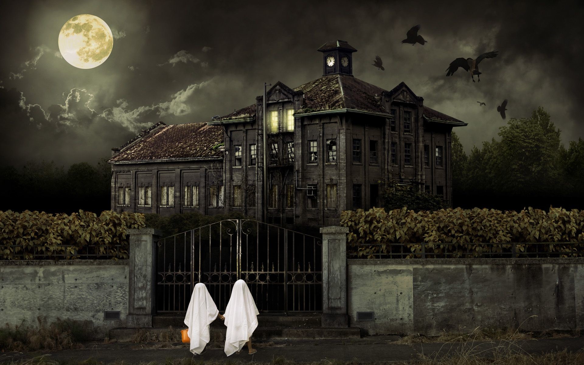 1920x1200 Halloween Scary House Wallpapers
