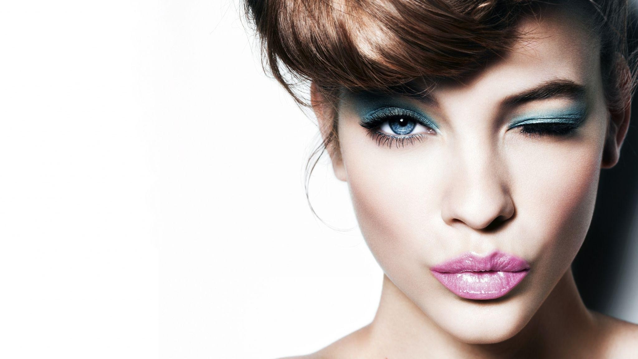 2048x1152 DOWNLOAD <== cosmetics wallpaper desktop background - Beautiful Eyes  Wallpapers Download Luxury Makeup ...