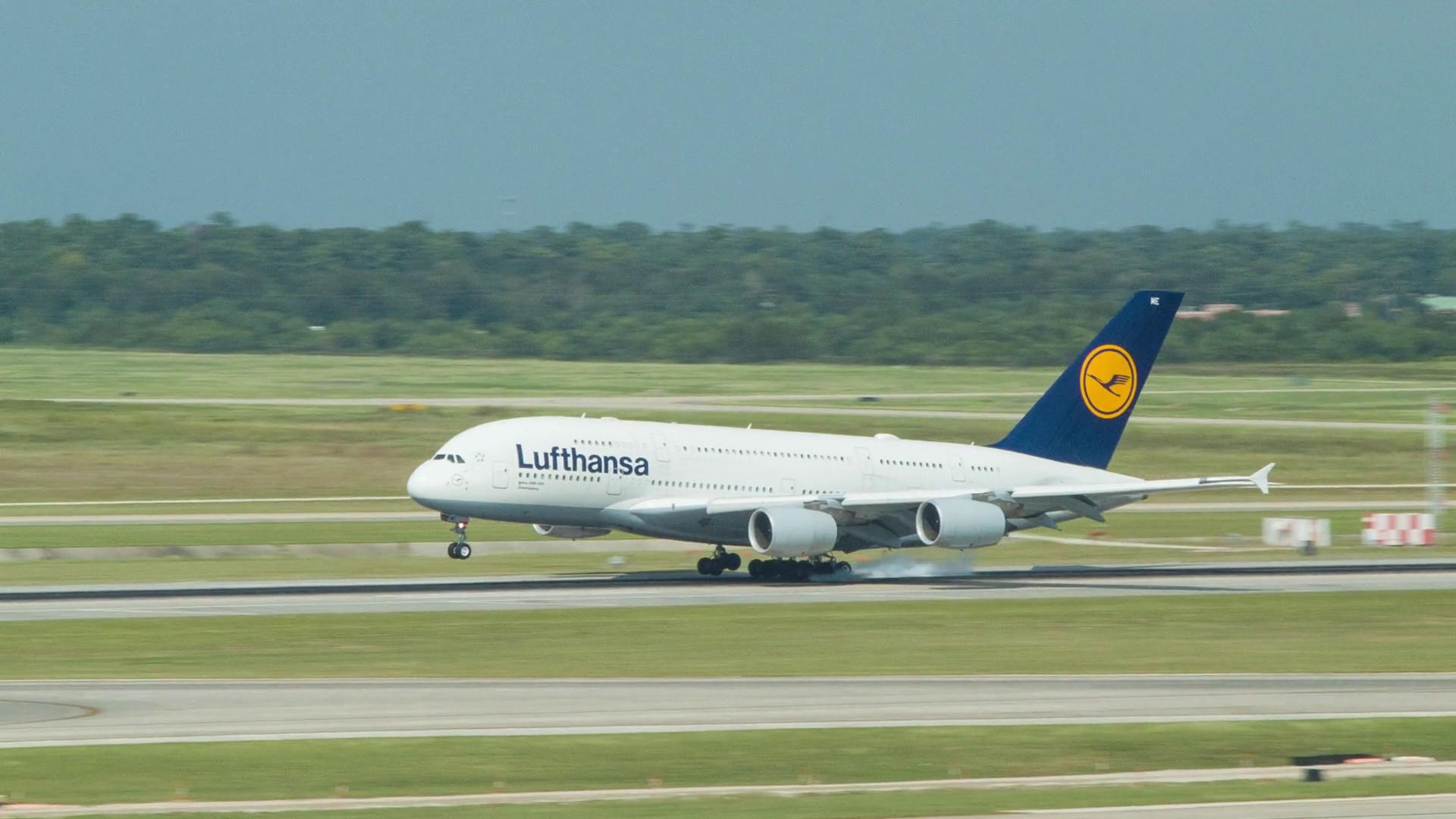 1920x1080 Lufthansa Airbus A380-841 named Johannesburg Landing at George Bush  Intercontinental Airport IAH in Houston TX from Non-stop from Frankfurt  Germany on a ...