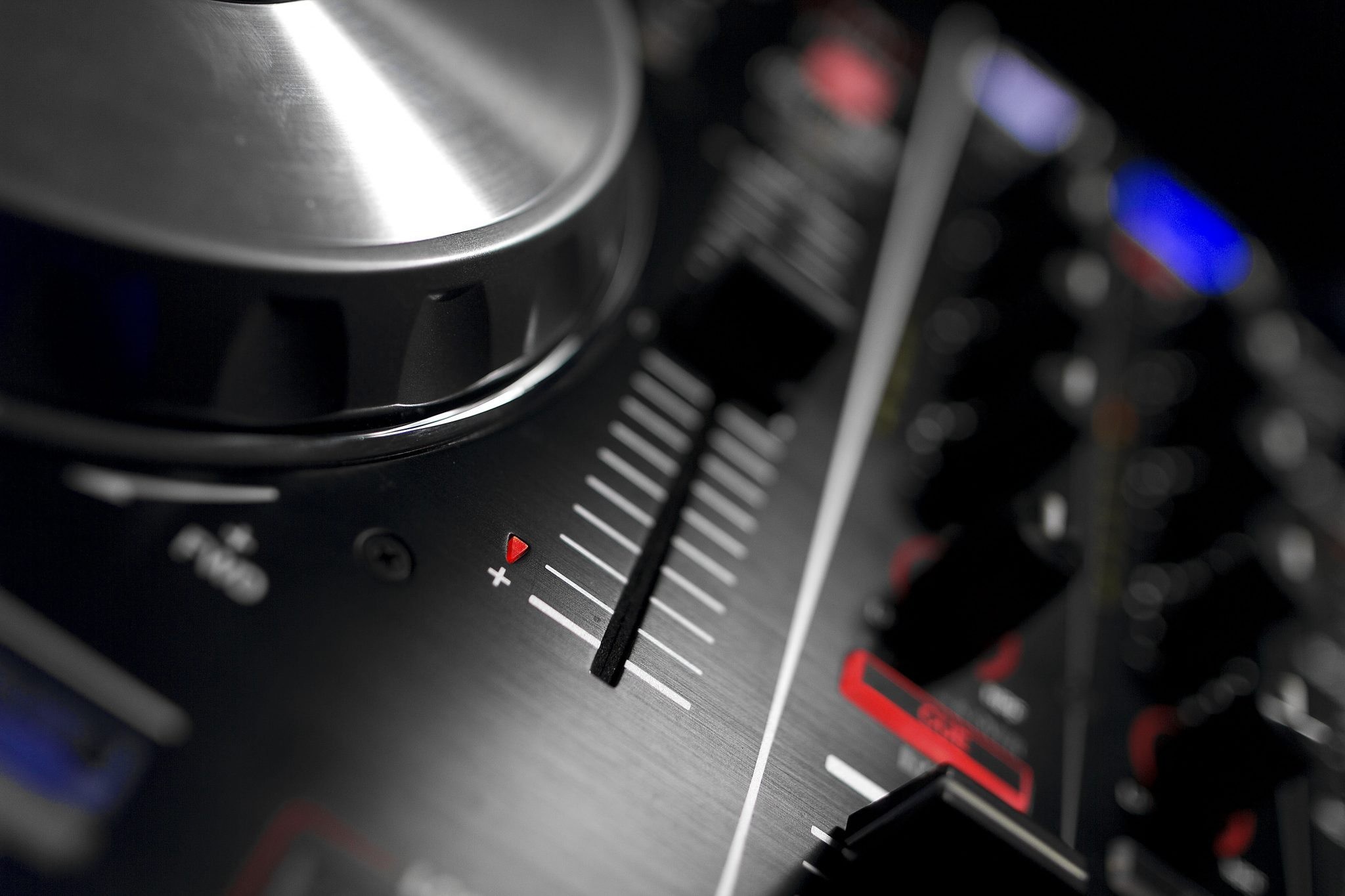 2048x1365 Pioneer DDJSX Serato DJ Controller Review DJWORX (7)