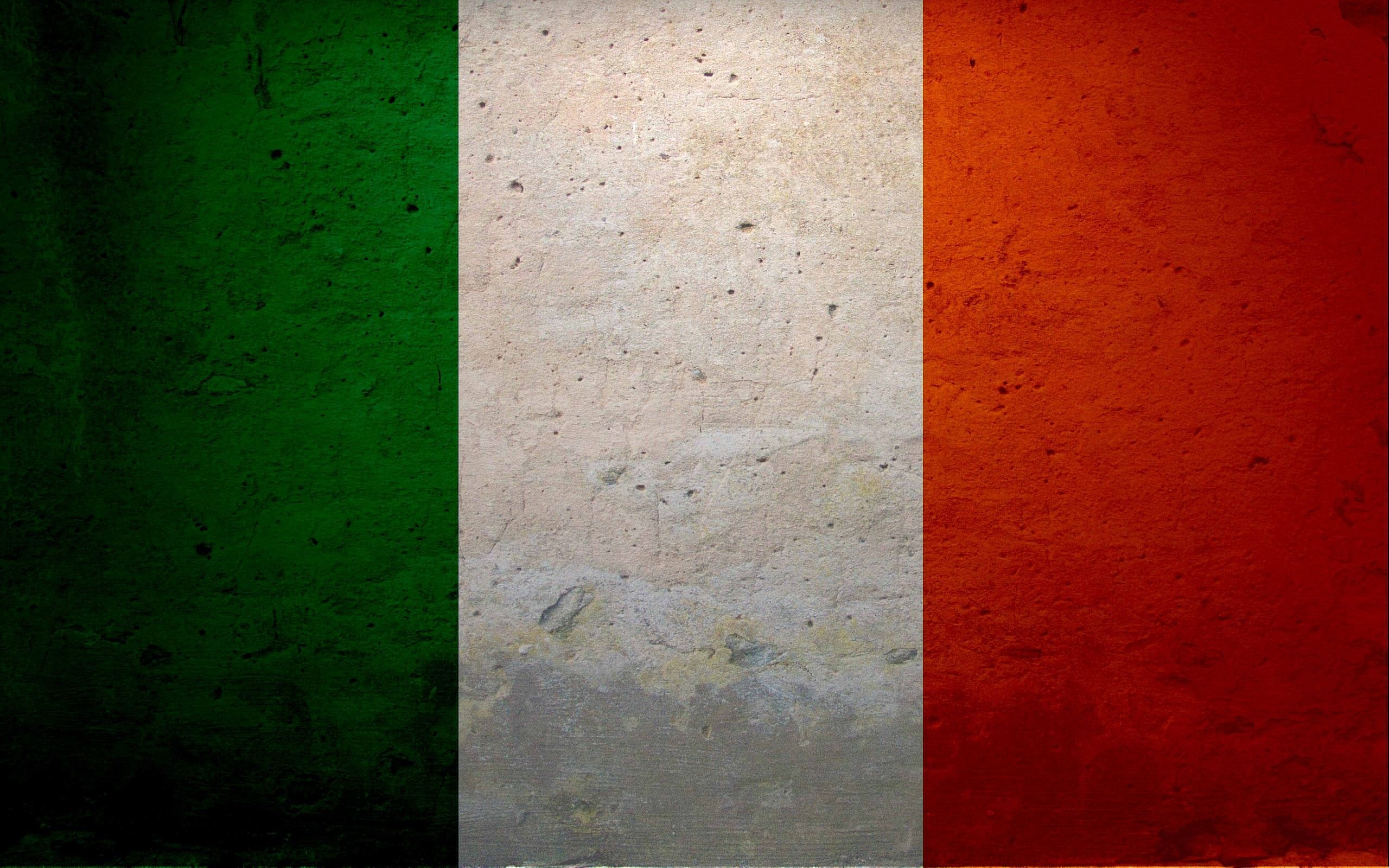2560x1600 Collection Of Italian Flag Images On HDWallpapers
