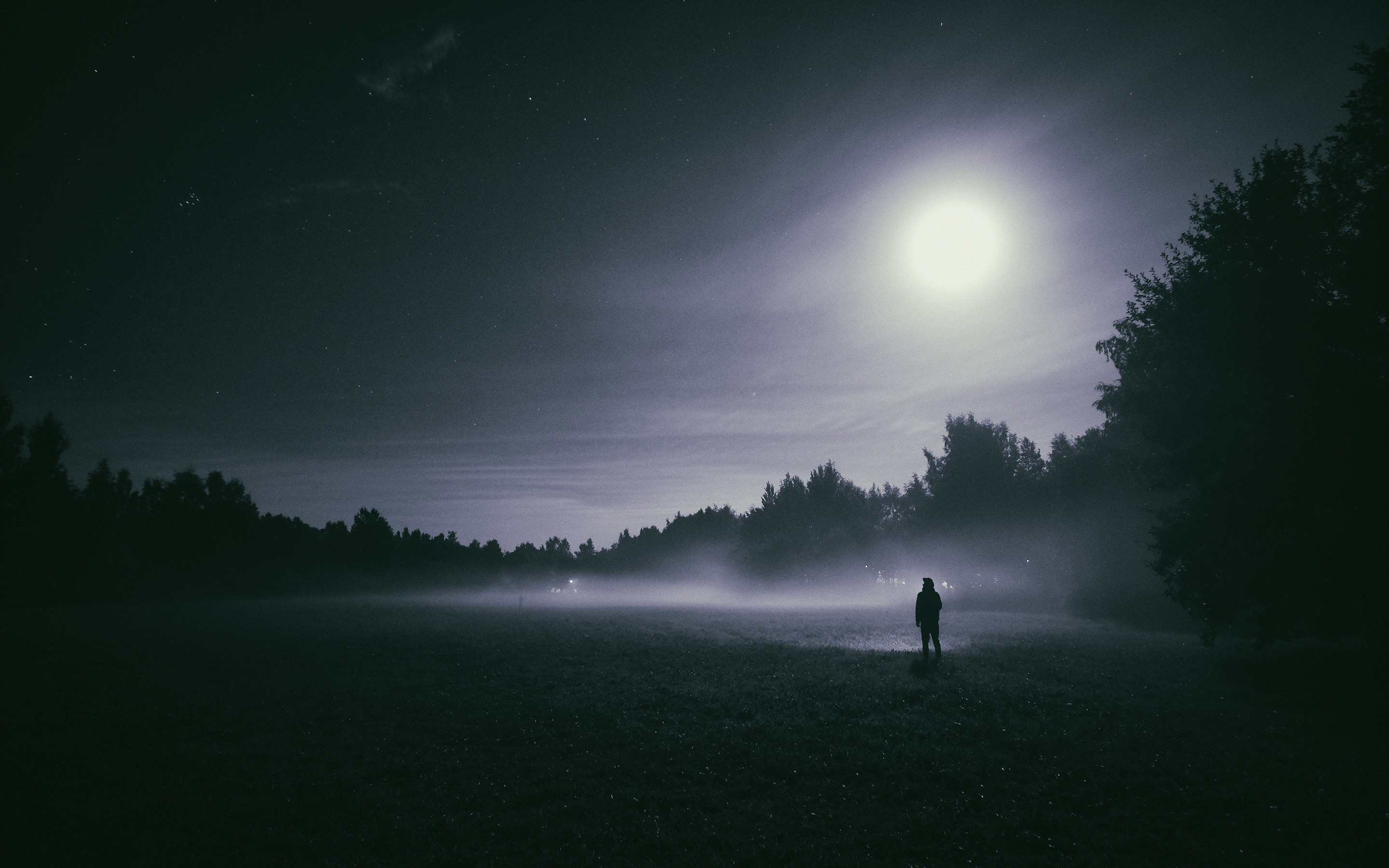 2880x1800 Author: Niklas. Tags: Moon Night Foggy