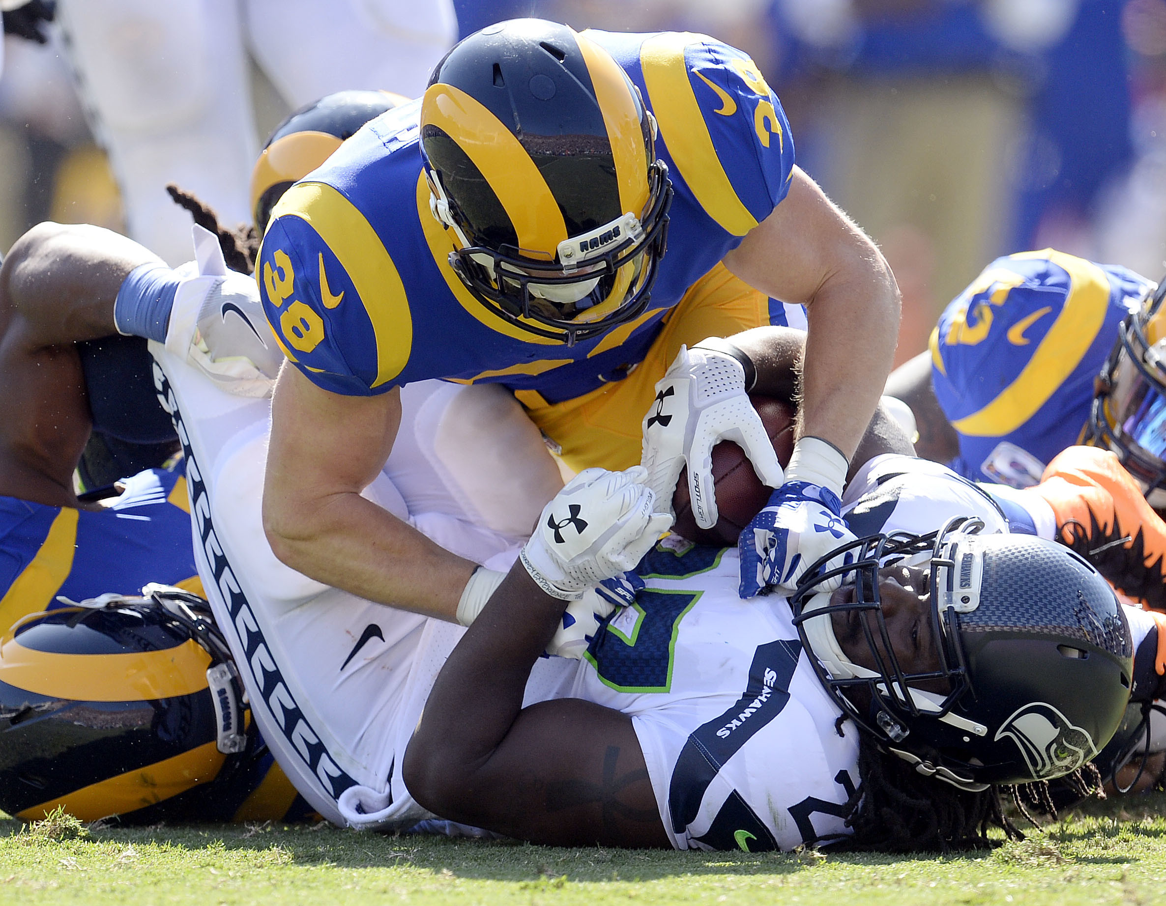 2372x1844 Why Eddie Lacy couldn't run against the Rams in Week 5