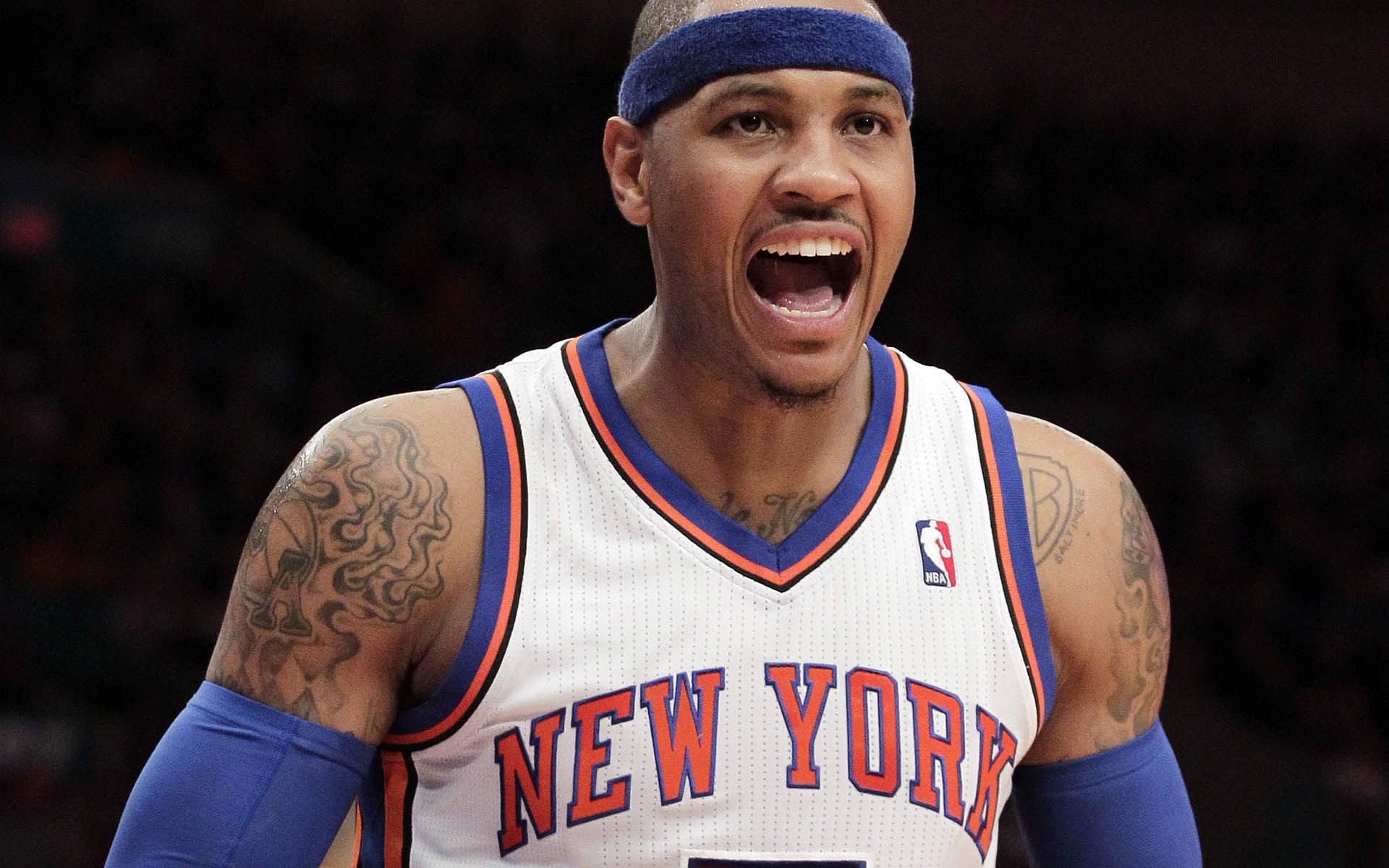 1920x1200 Frustrated Carmelo Anthony to heckler: ask James Dolan for your money back