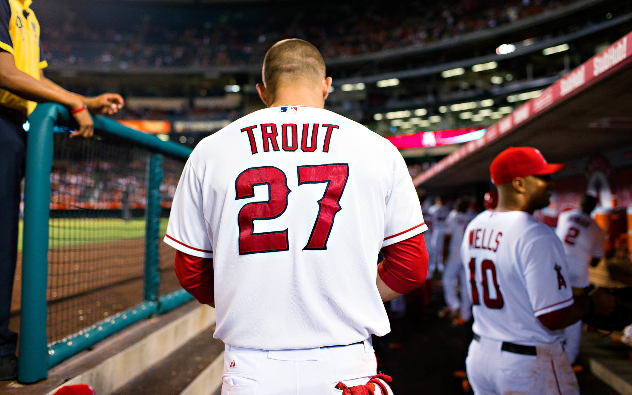 2048x1280  Wallpaper mike trout, baseball, los angeles angels of anaheim