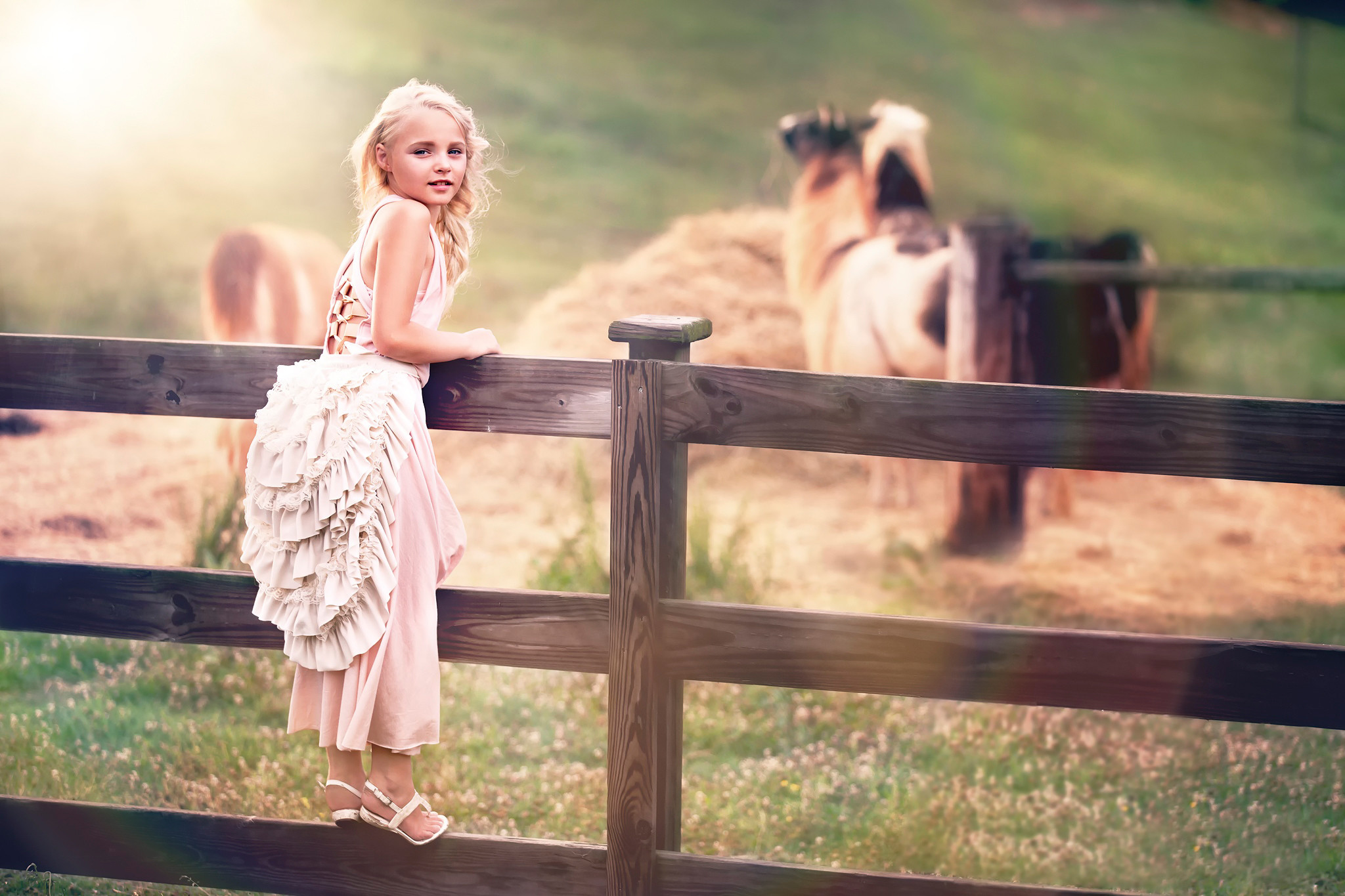2048x1365 Photography baby girl fence country farm beauty hd photos.