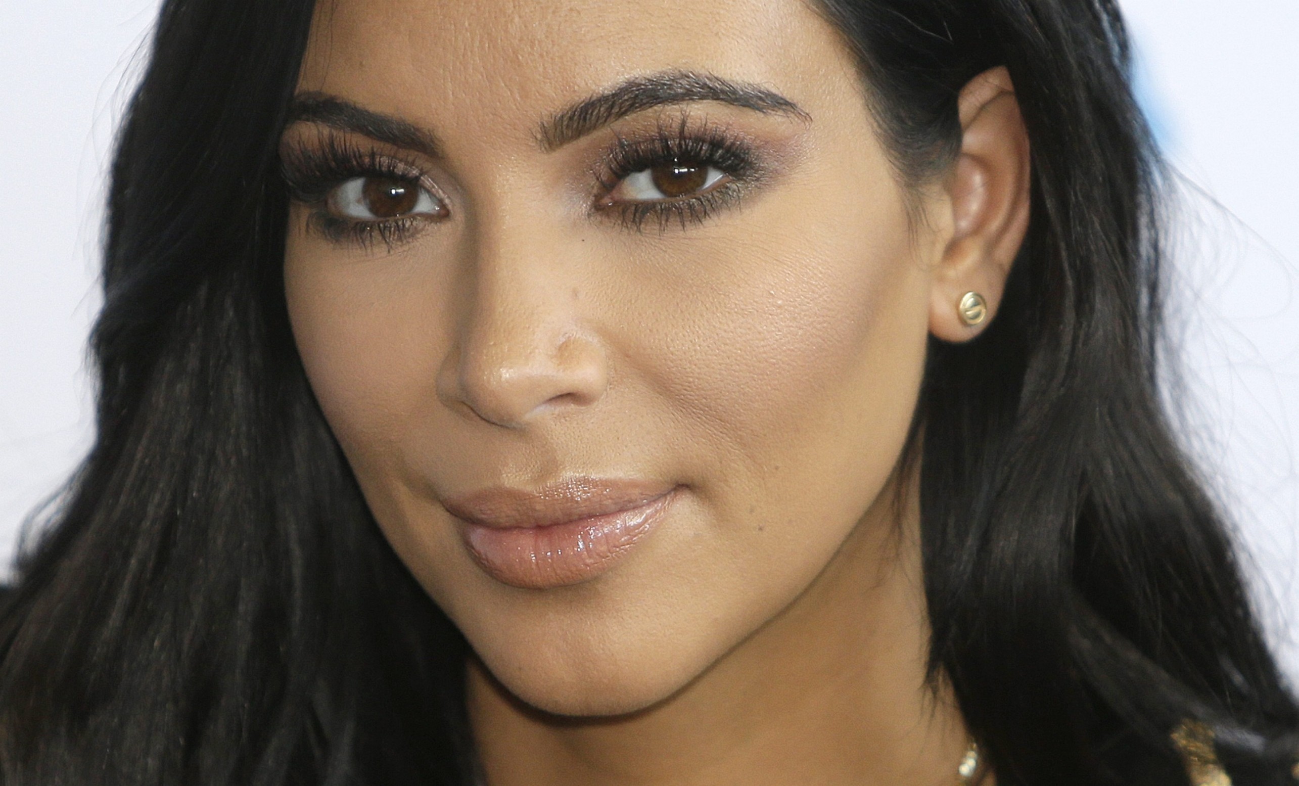 2570x1555 Kim Kardashian's Selfish Quest for a Sense of Self