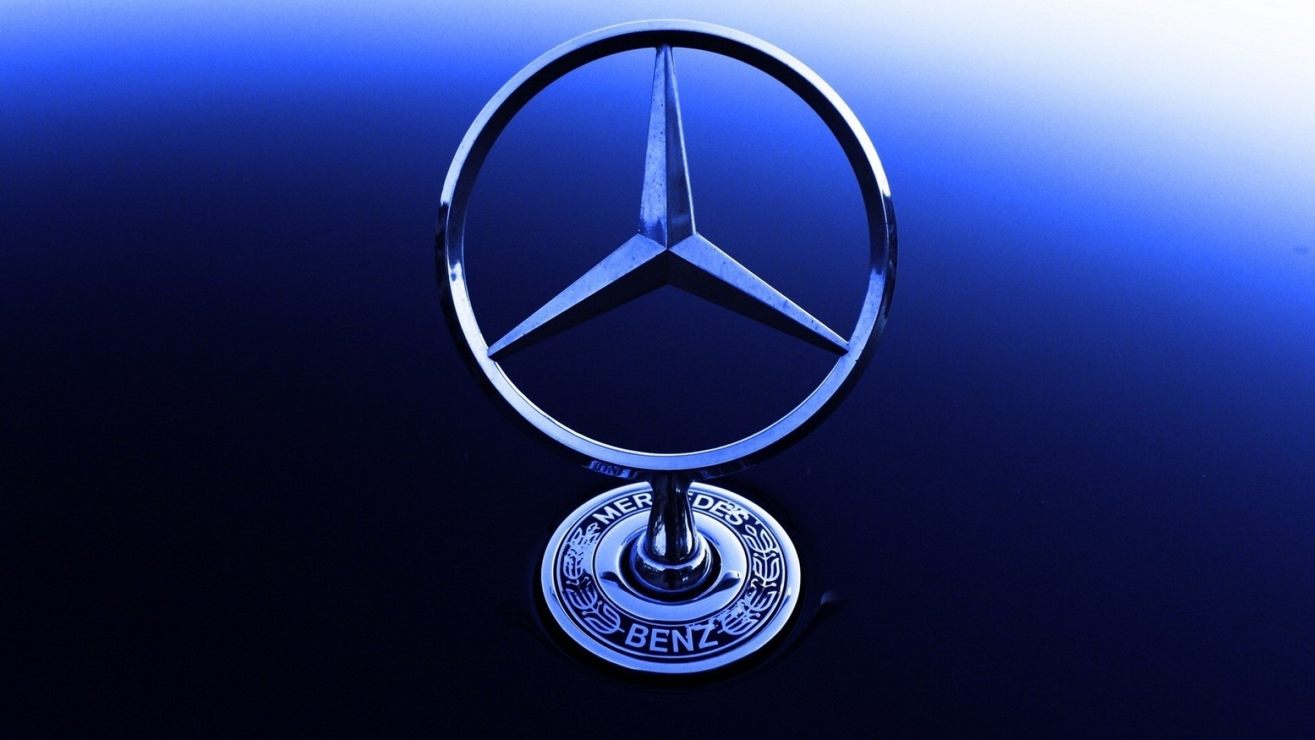 1920x1080 Mercedes benz Logo Wallpaper