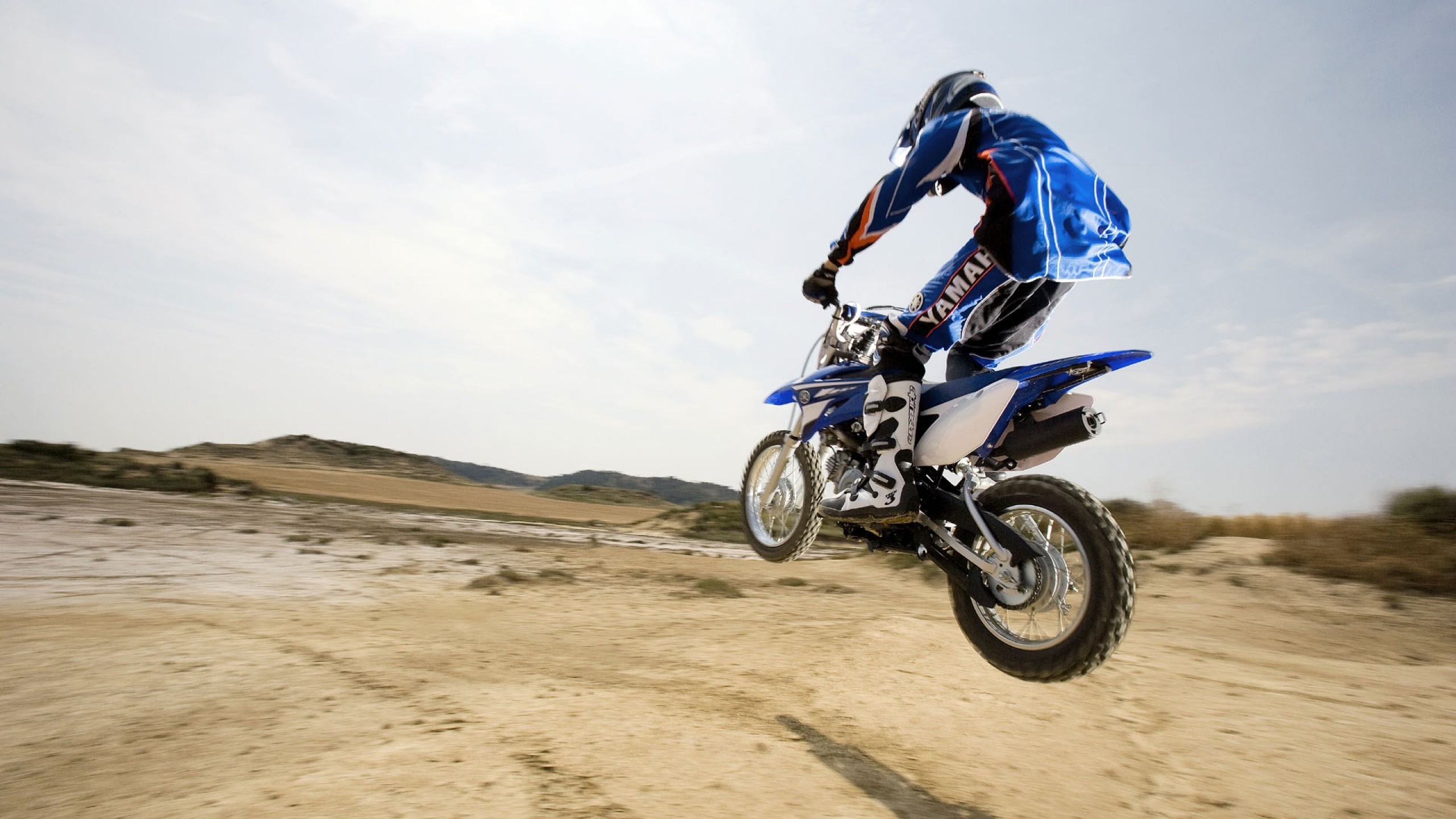 2560x1440 High Resolution Motocross Yamaha Dirt Bike Wallpaper HD 7 .