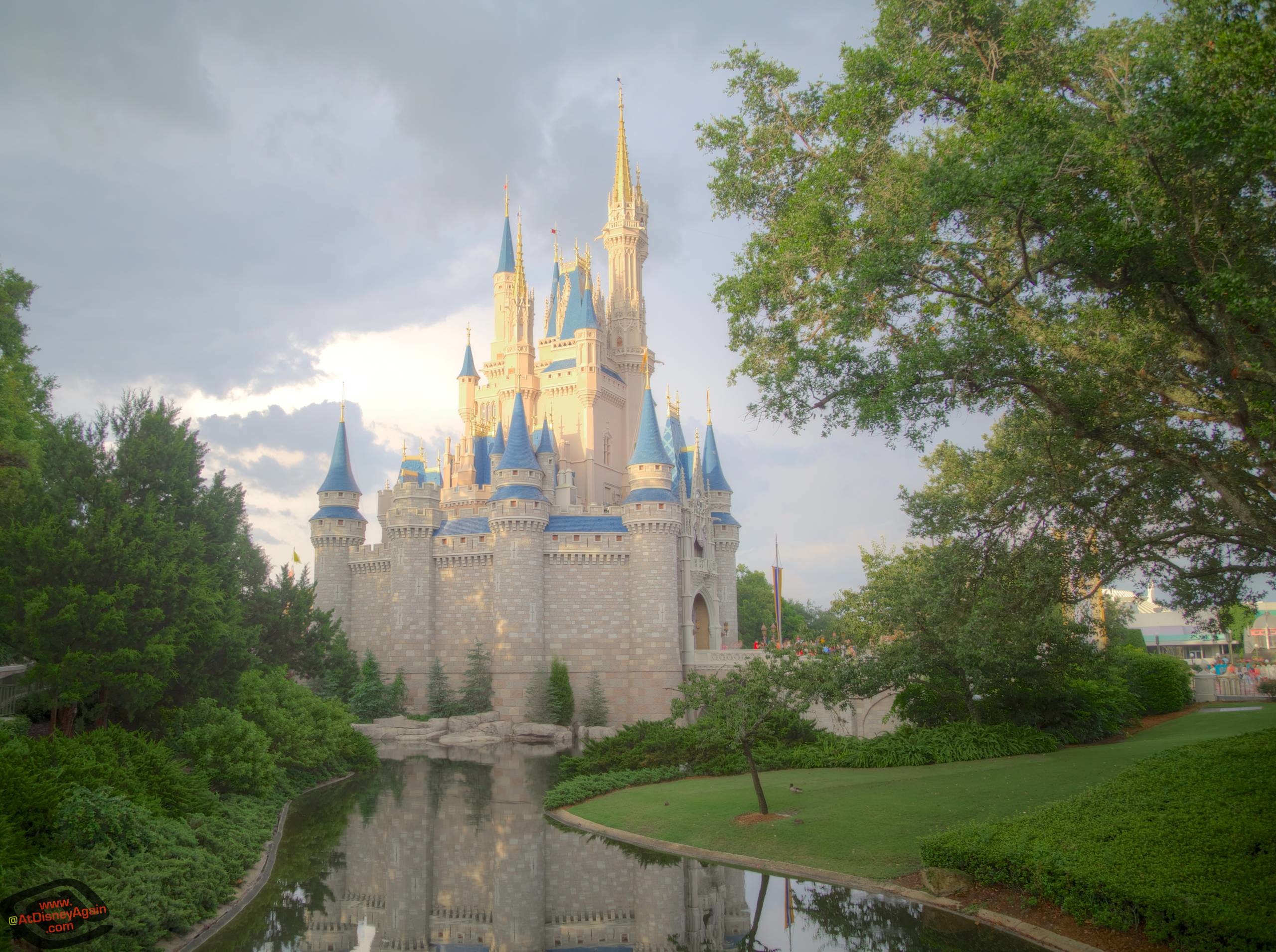 2560x1910 Cinderella Castle Wallpapers | At Disney Again