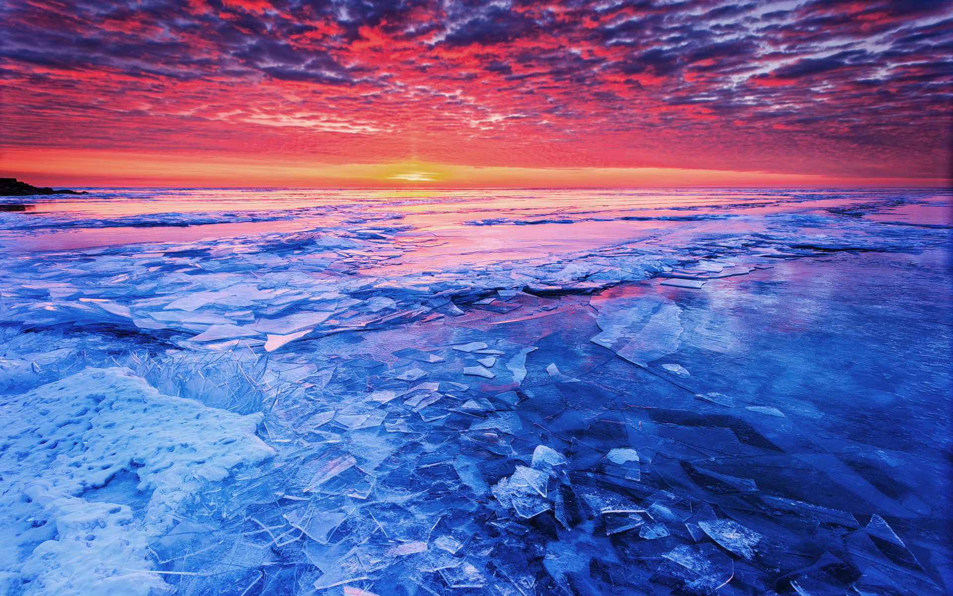 1920x1200 Lake Erie, Newport, Michigan, USA Fire and Ice (by Josh Bozarth Photography)