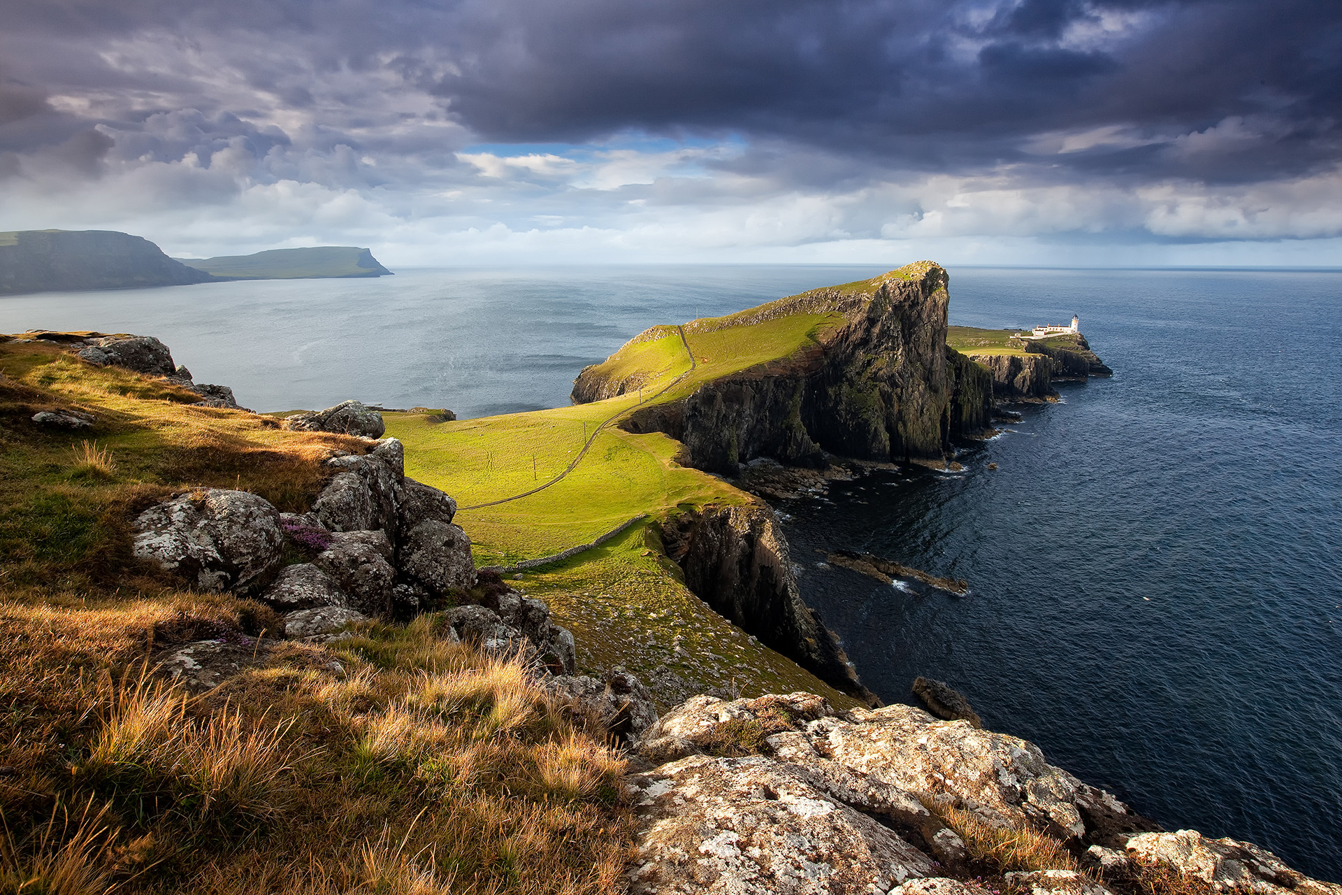 1920x1280 VAUDE Visions Wallpapers for free: Daniel Kreher - Scotland - Neist Point -  Isle of